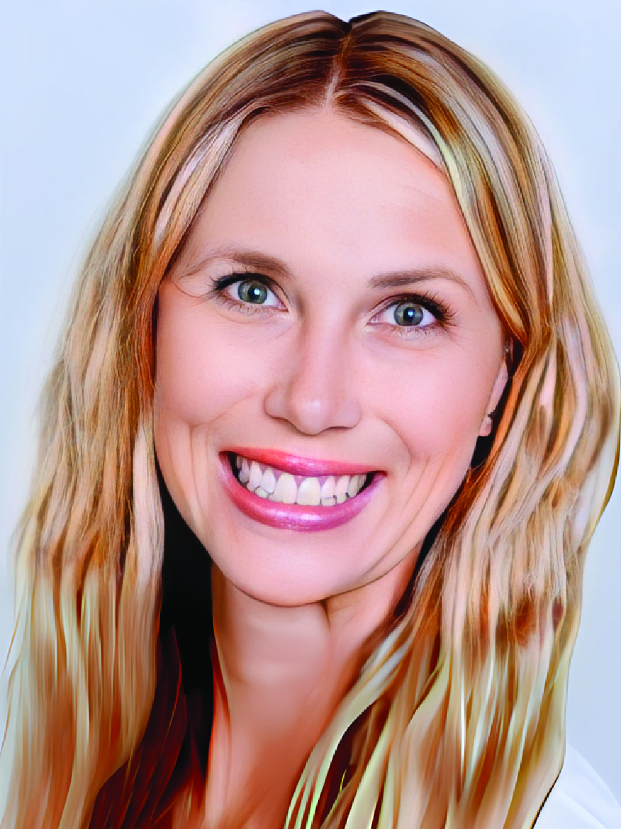 Rachel Brown headshot.